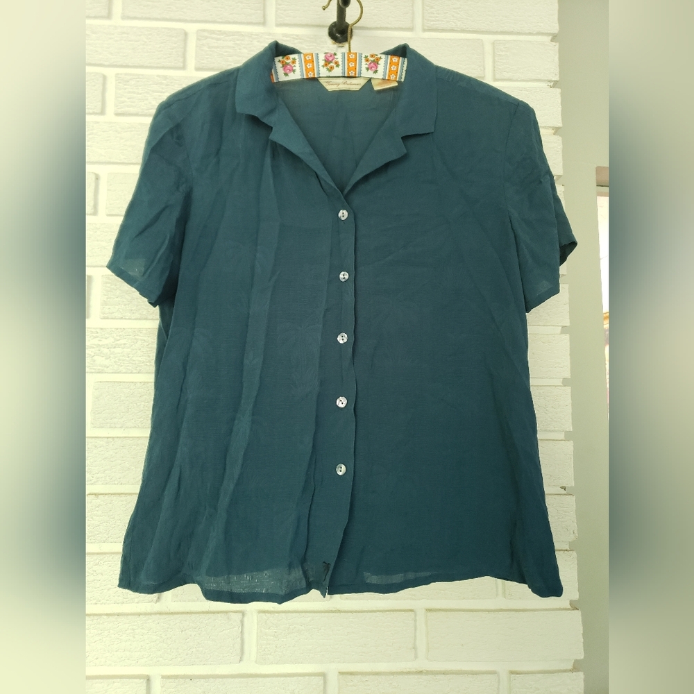 Tommy Bahama SILK button up
